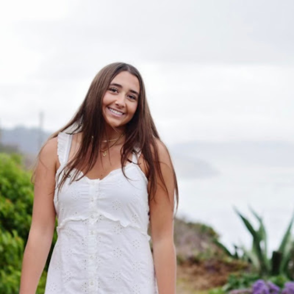 Meet your Posher, Cayla